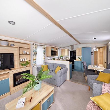 Ocean Heights Holiday Park New Quay  Exteriör bild